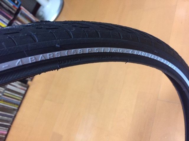 タイヤのチューブってどのくらい保つの？ – 自転車整備のスス芽